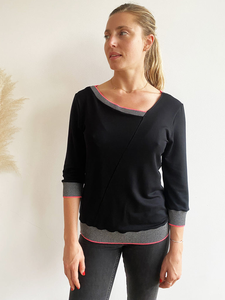 natacha cadonici tee shirt sweat jersey viscose Oekotex noir rose fluo asymétrique reversible créateur belge bruxelles sustainable fashion designer belge mode écoresponsable mode durable fait en Belgique fait à Bruxelles styliste belge Belgian fashion designer économie circulaire less is more j’achète belge ik Koop belgisch circuit court made in Belgium économie locale made in brussels shopping brussels who made my clothes ik Koop belgisch circuit court Belgian design made in Belgium 